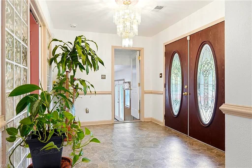 229 Newtown RD S, NORFOLK VA 23502 - Photo 3
