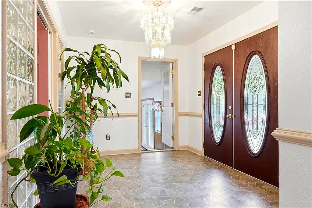 229 Newtown RD S, NORFOLK VA 23502 - Photo 4
