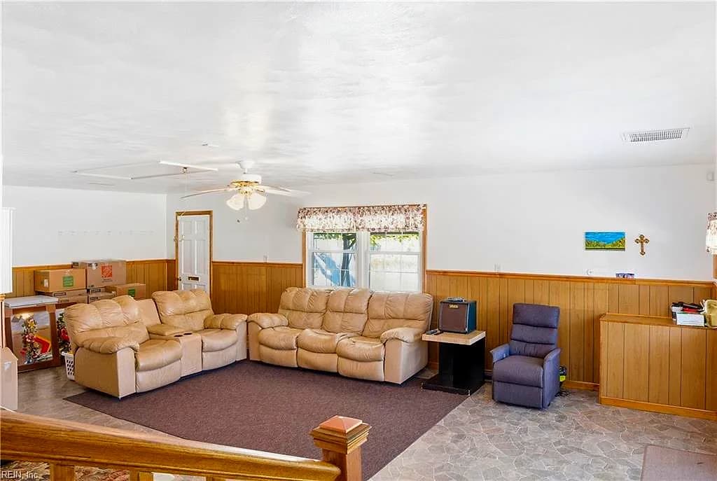 229 Newtown RD S, NORFOLK VA 23502 - Photo 4