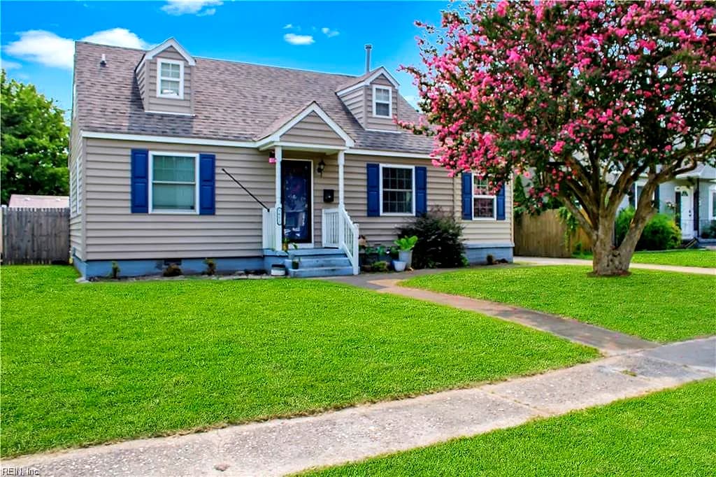 3452 W Bonner DR, NORFOLK VA 23513 - Photo 3