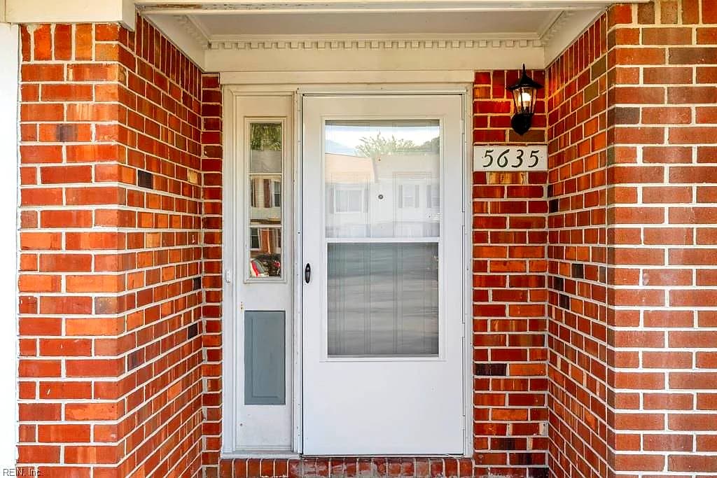5635 Picadilly LN, PORTSMOUTH VA 23703 - Photo 3