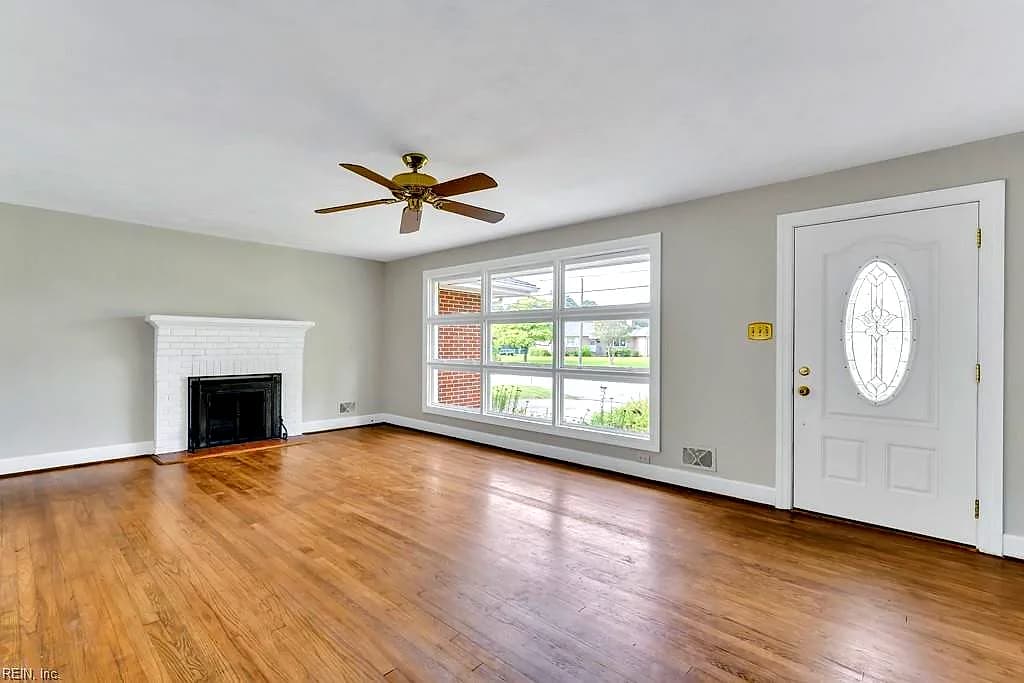 123 Lynn DR, PORTSMOUTH VA 23707 - Photo 4