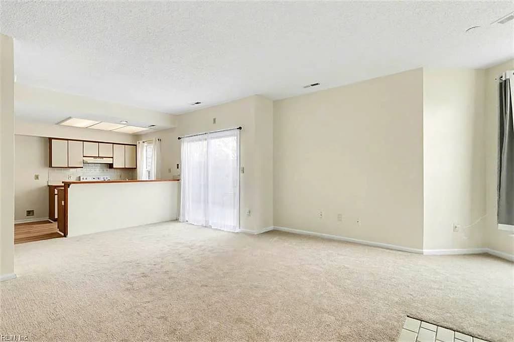 4658 Georgetown PL, VIRGINIABEACH VA 23455 - Photo 3