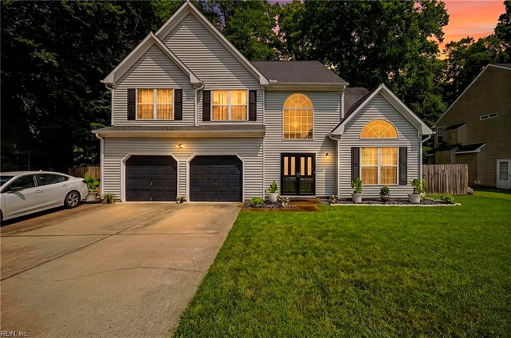 1142 Woods PW, Suffolk — 4 bed Residential, 2,440 sqft