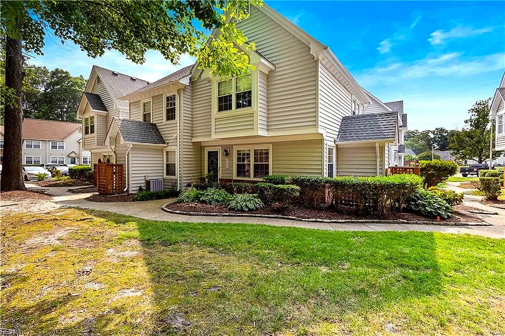 400 Bracknell ARCH ##A, CHESAPEAKE VA 23320 - Photo 3