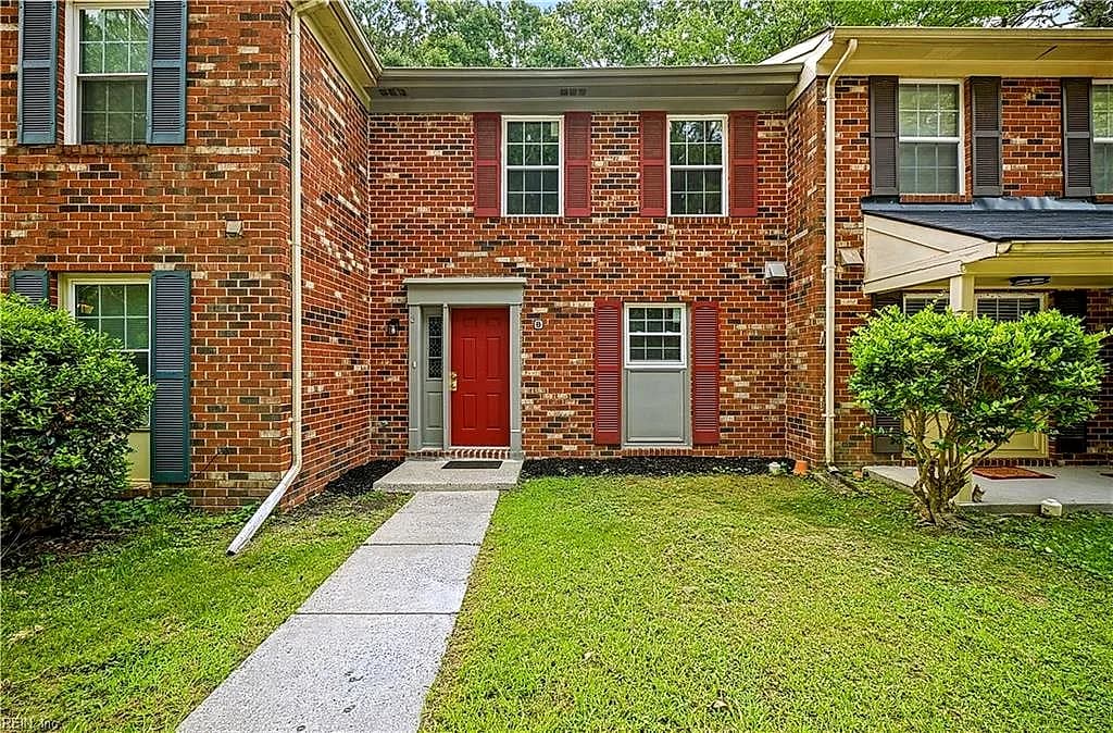 300 Witness LN #B, NEWPORT NEWS VA 23608 - Photo 3
