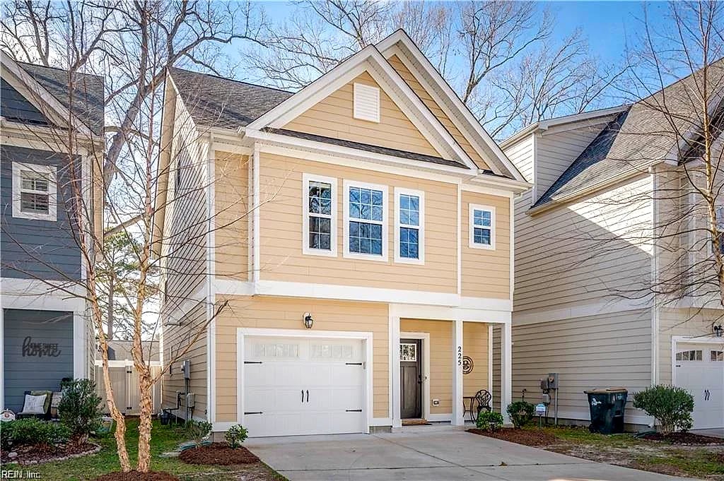 225 Floridays WAY, VIRGINIA BEACH VA 23452