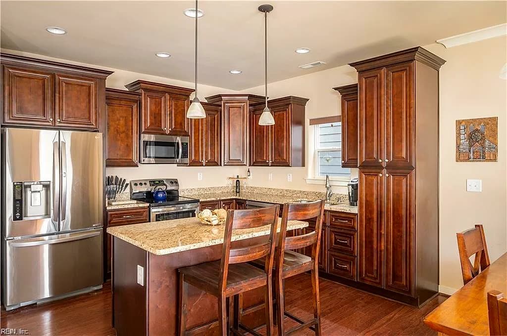 225 Floridays WAY, VIRGINIABEACH VA 23452 - Photo 5