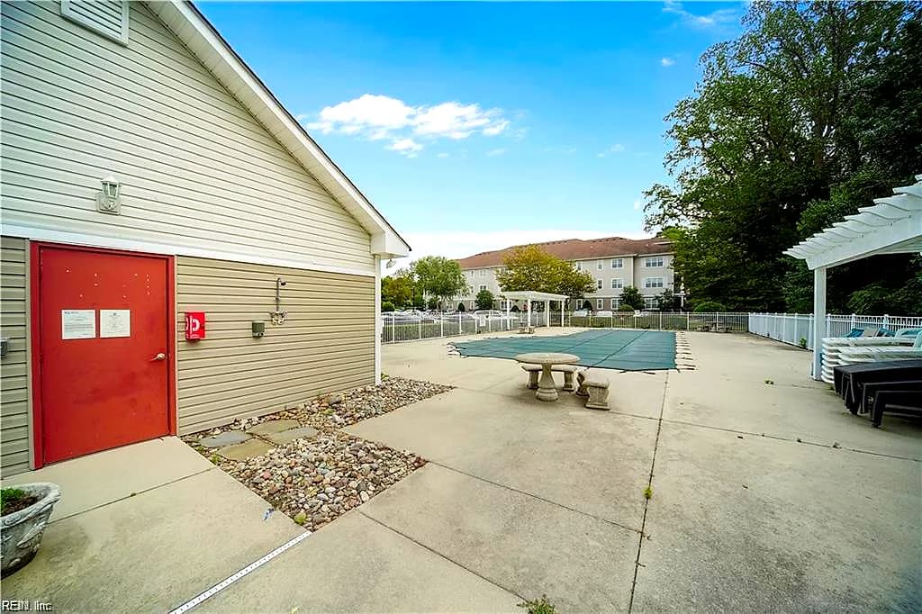 912 Southmoor DR #206, VIRGINIABEACH VA 23454 - Photo 5