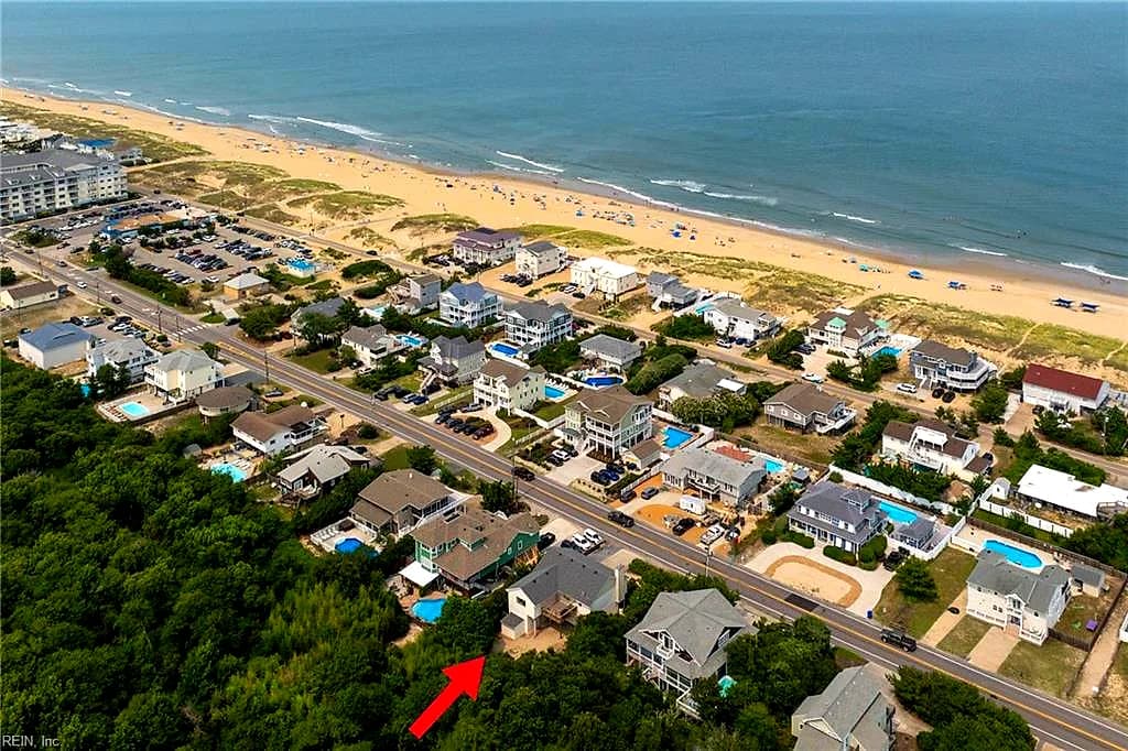 2581 Sandpiper RD, VIRGINIABEACH VA 23456 - Photo 4