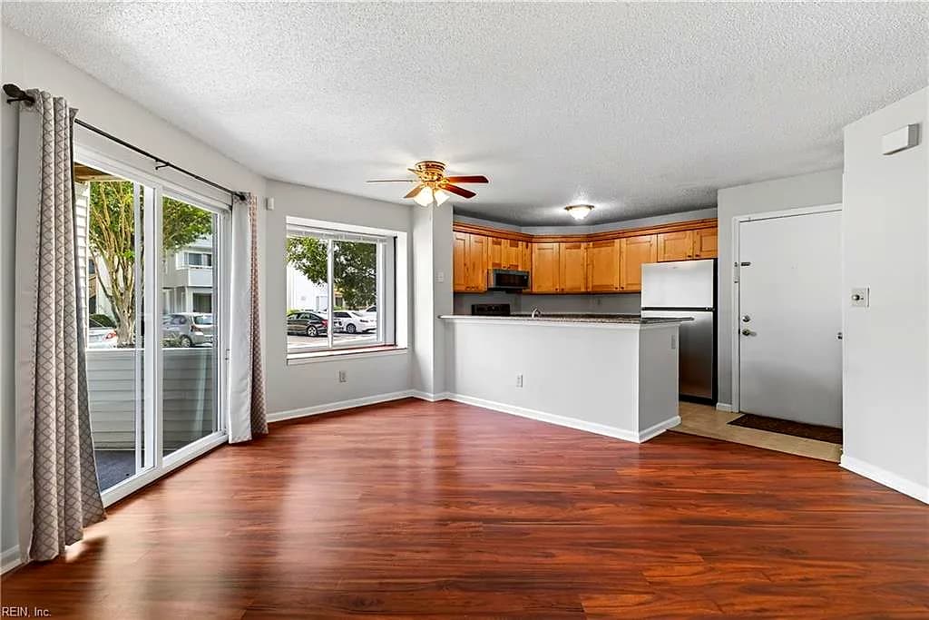 4724 Goldeneye CT, VIRGINIABEACH VA 23462 - Photo 3