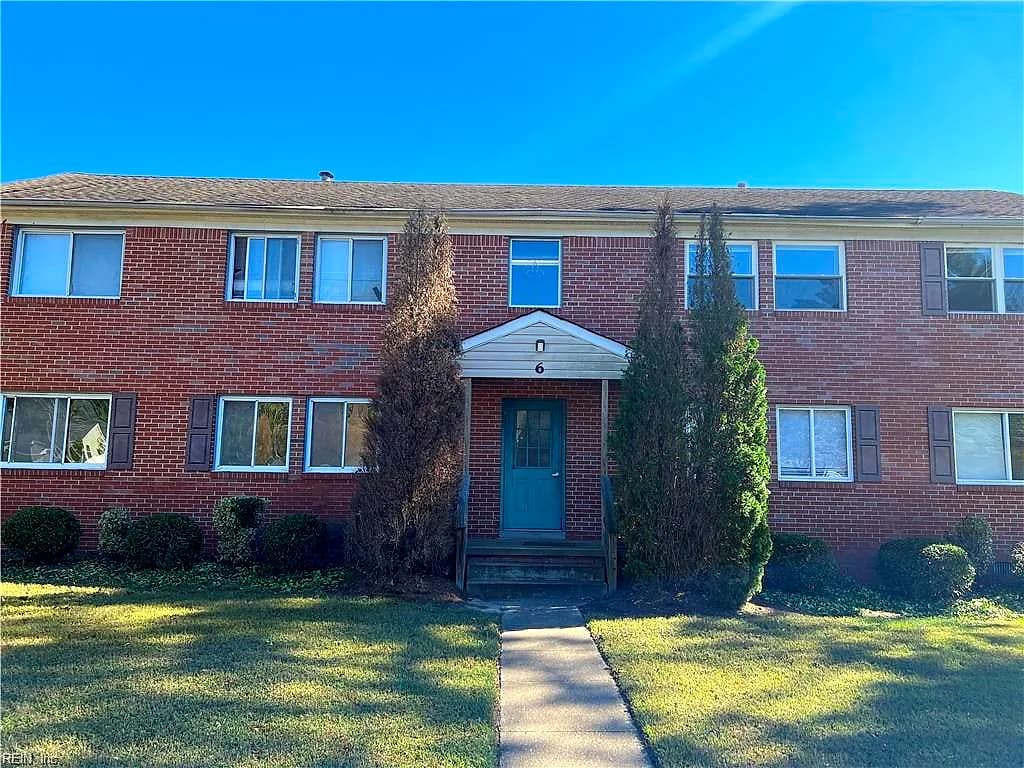 8 Pollux CIR E #2, PORTSMOUTH VA 23701 - Main photo