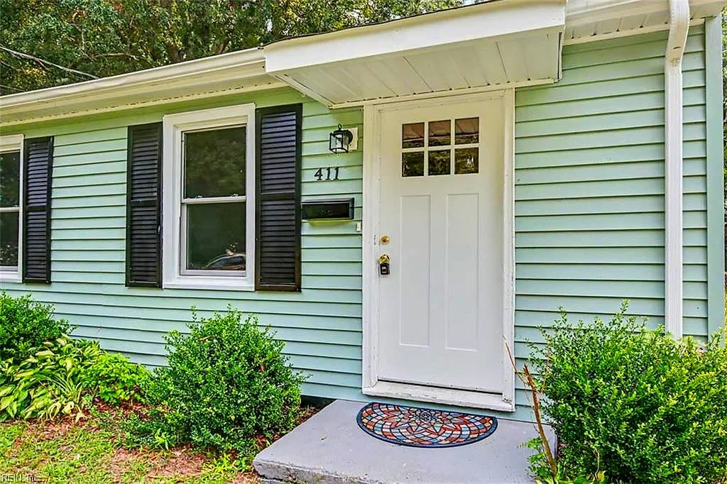 411 Ford RD, HAMPTON VA 23663 - Photo 5