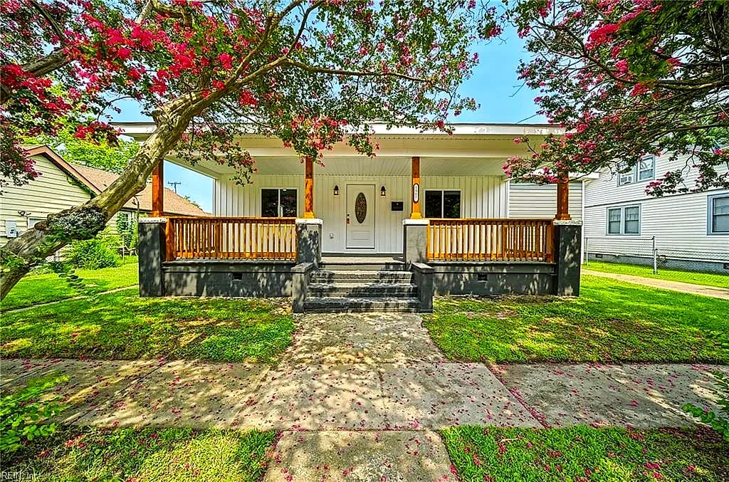 1907 Azalea AVE, PORTSMOUTH VA 23704