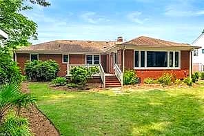 236 E McGinnis CIR, NORFOLK VA 23502 - Photo 4