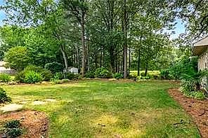 236 E McGinnis CIR, NORFOLK VA 23502 - Photo 5