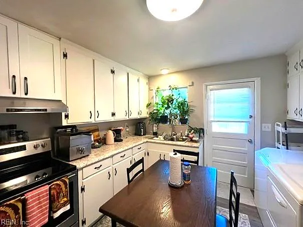 5220 Kennebeck AVE, NORFOLK VA 23513
