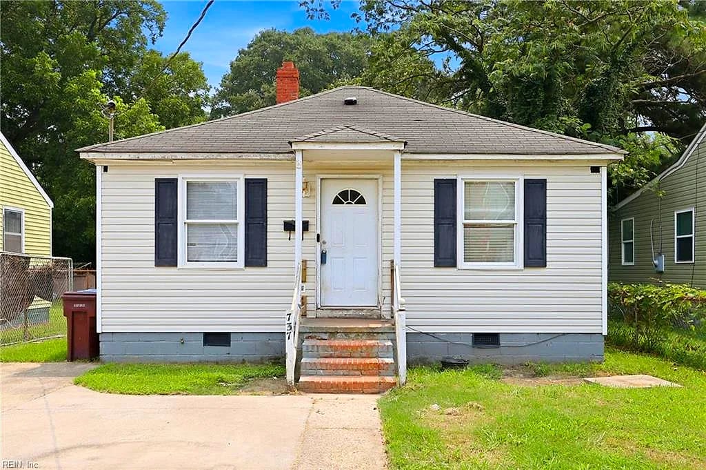 737 Partridge AVE, CHESAPEAKE VA 23324