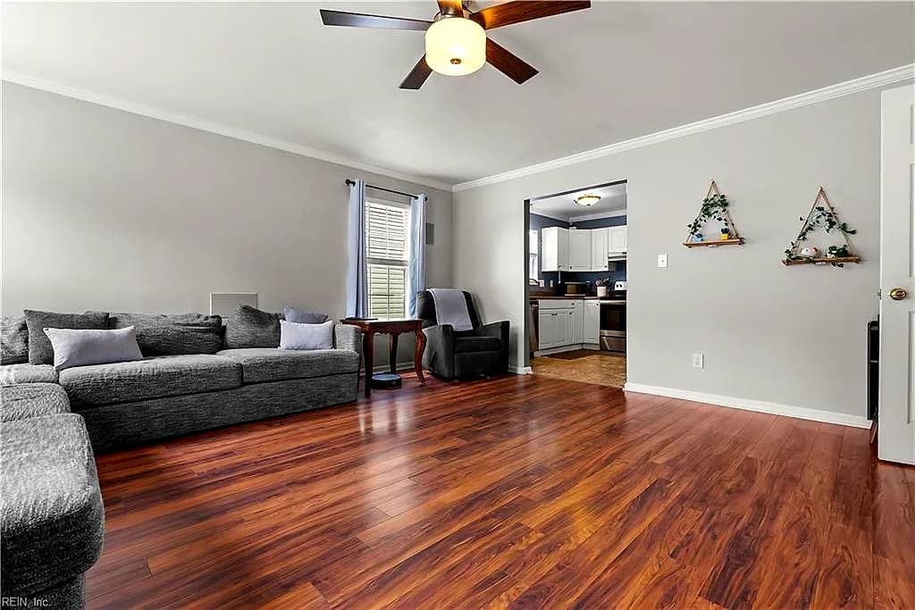 1323 Oleander AVE, CHESAPEAKE VA 23325 - Photo 5