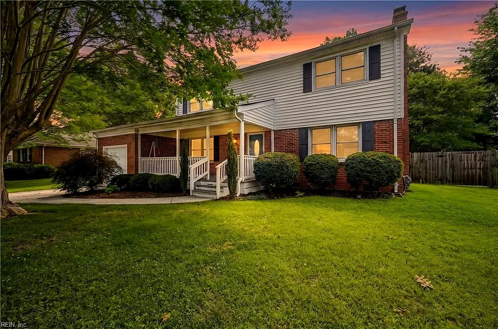 724 Yorkshire DR, Virginia Beach — 4 bed Residential, 2,215 sqft