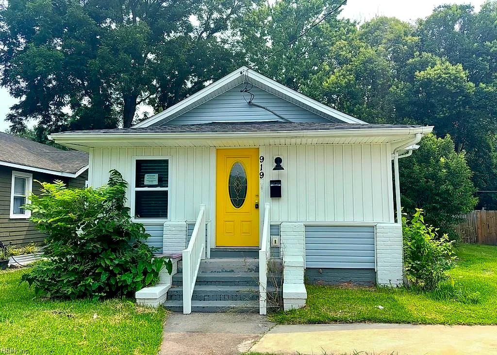 919 Decatur ST, CHESAPEAKE VA 23324