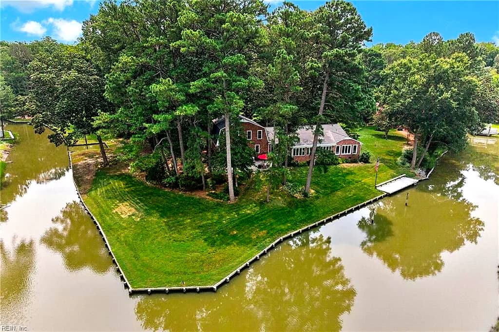 114 Bonito DR, YORKTOWN VA 23692 - Photo 5