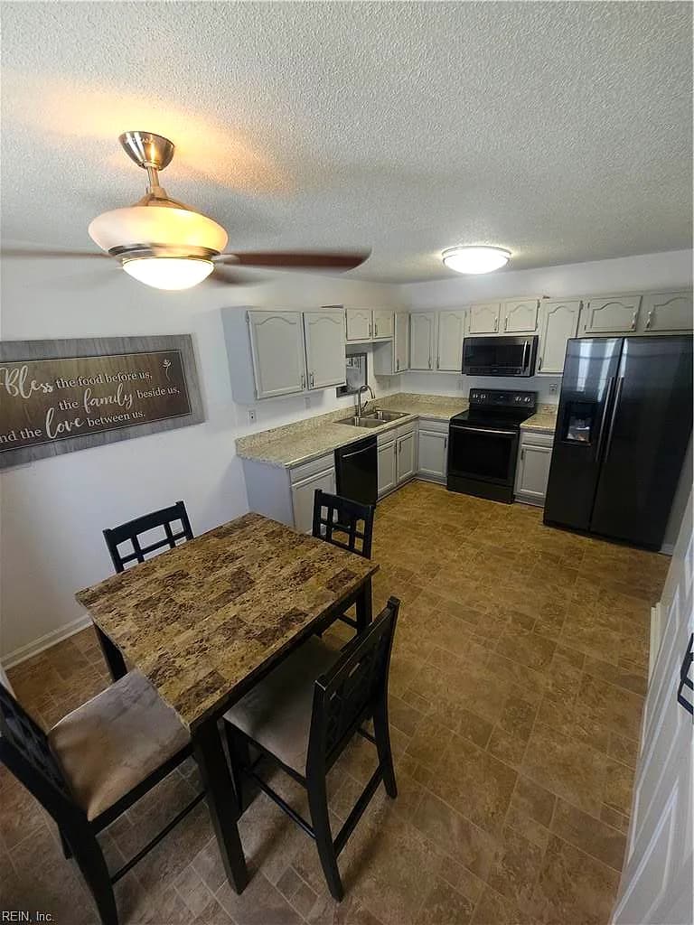 311 Town Pointe WAY, NEWPORTNEWS VA 23601 - Photo 3