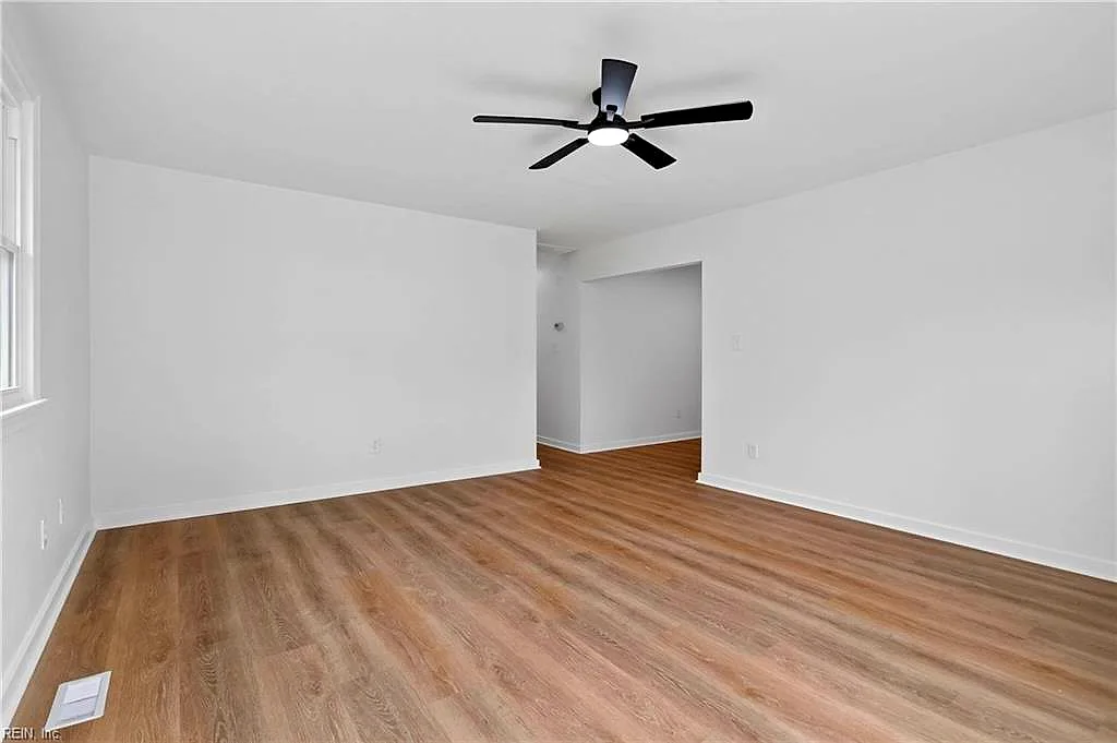6424 Adair AVE, NORFOLK VA 23502 - Photo 5
