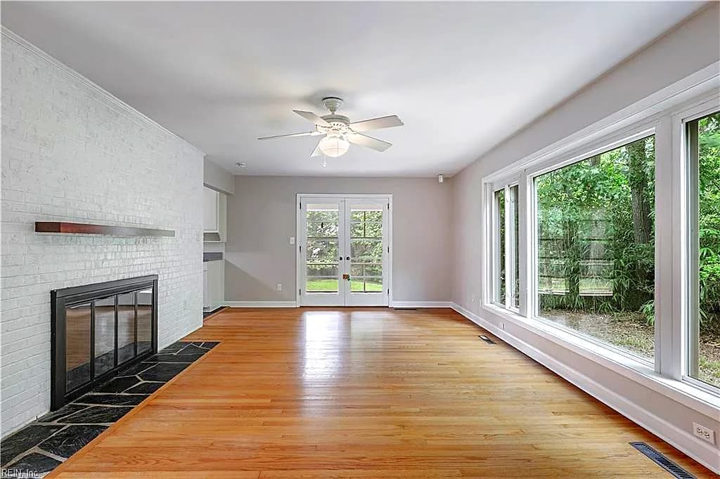 5 Draper LN, NEWPORT NEWS VA 23606 - Photo 3