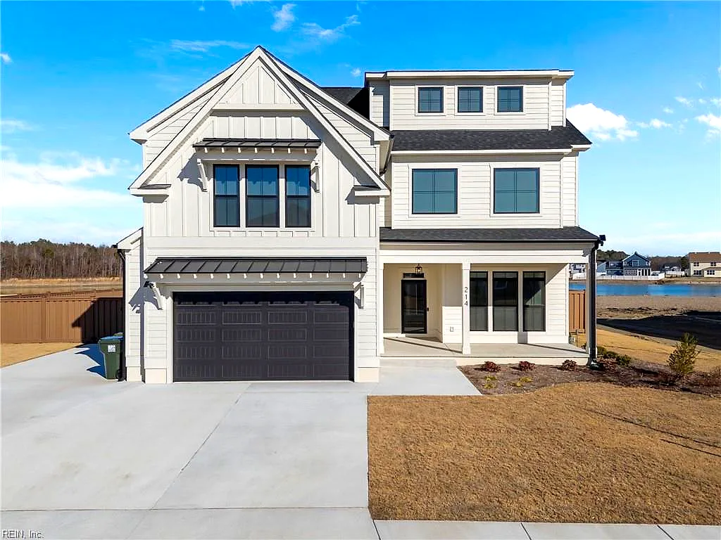 214 Arbormoor LN, Moyock — 5 bed Residential, 3,764 sqft