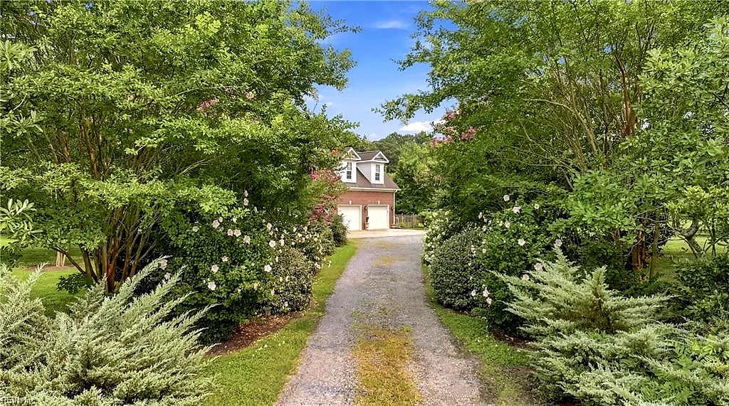 377 Homestead RD, CHESAPEAKE VA 23321 - Photo 3