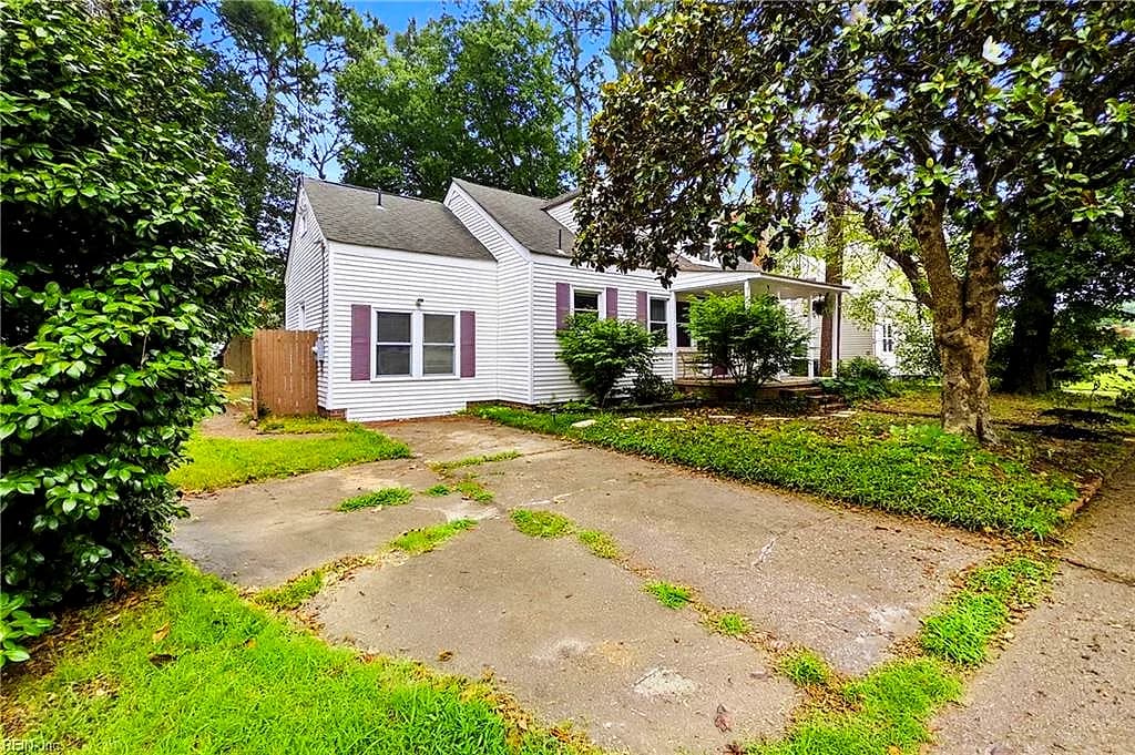 3820 Lenoir CIR, NORFOLK VA 23513 - Photo 5
