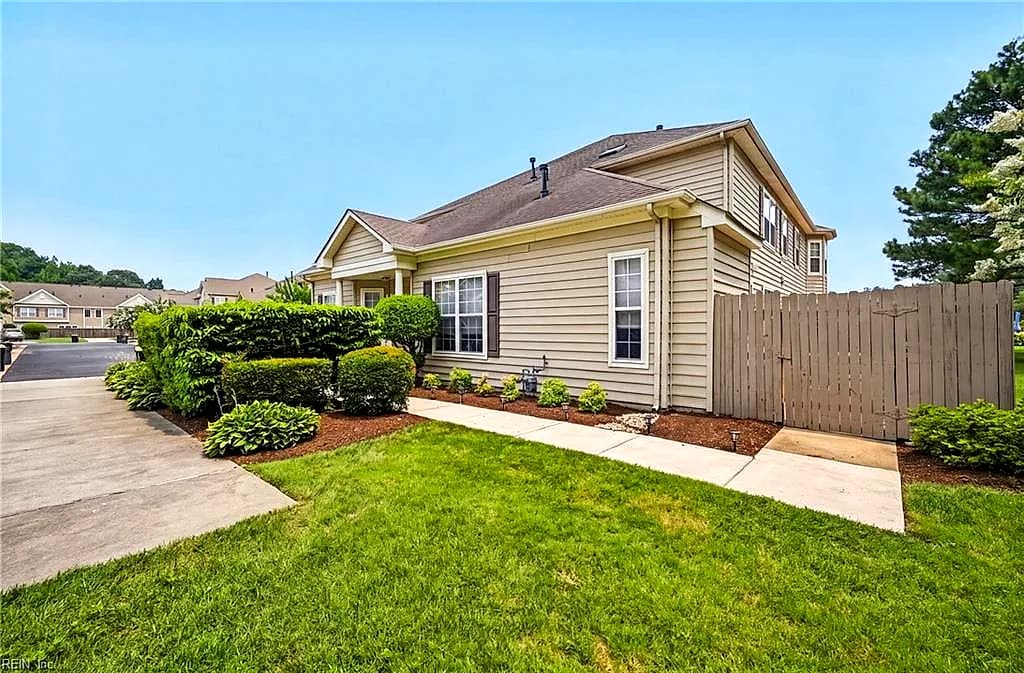 4348 Salem Springs WAY, VIRGINIABEACH VA 23456 - Photo 4