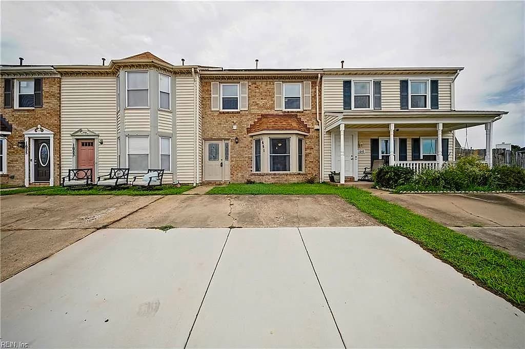 1651 Mantane ARCH, VIRGINIA BEACH VA 23454 - Main photo