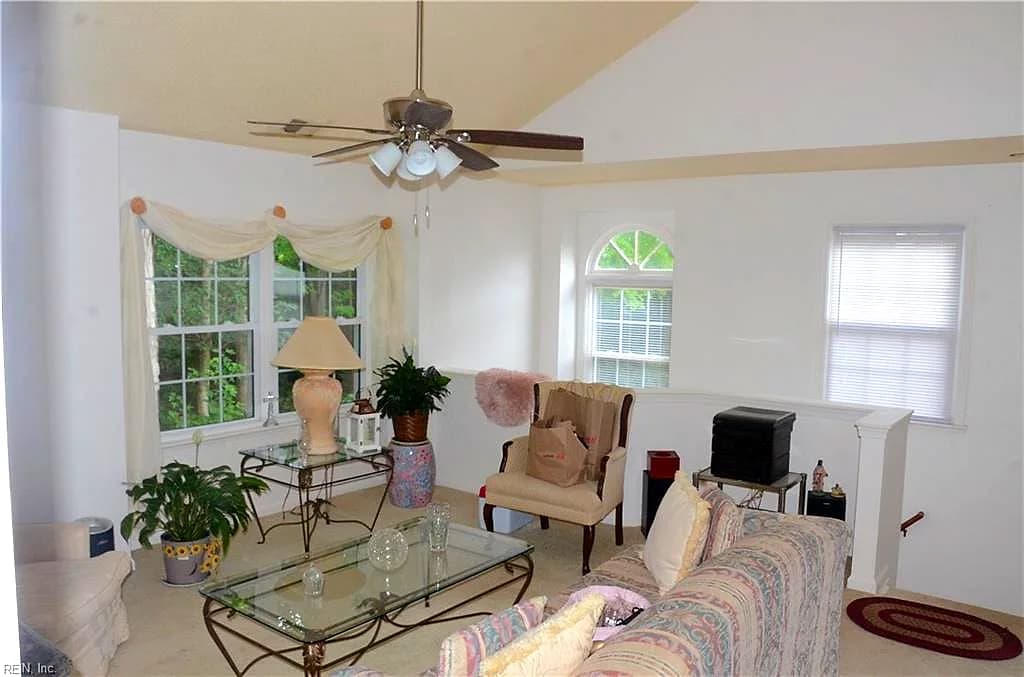 401 Bracknell Arch. ARCH #F, CHESAPEAKE VA 23320 - Photo 4