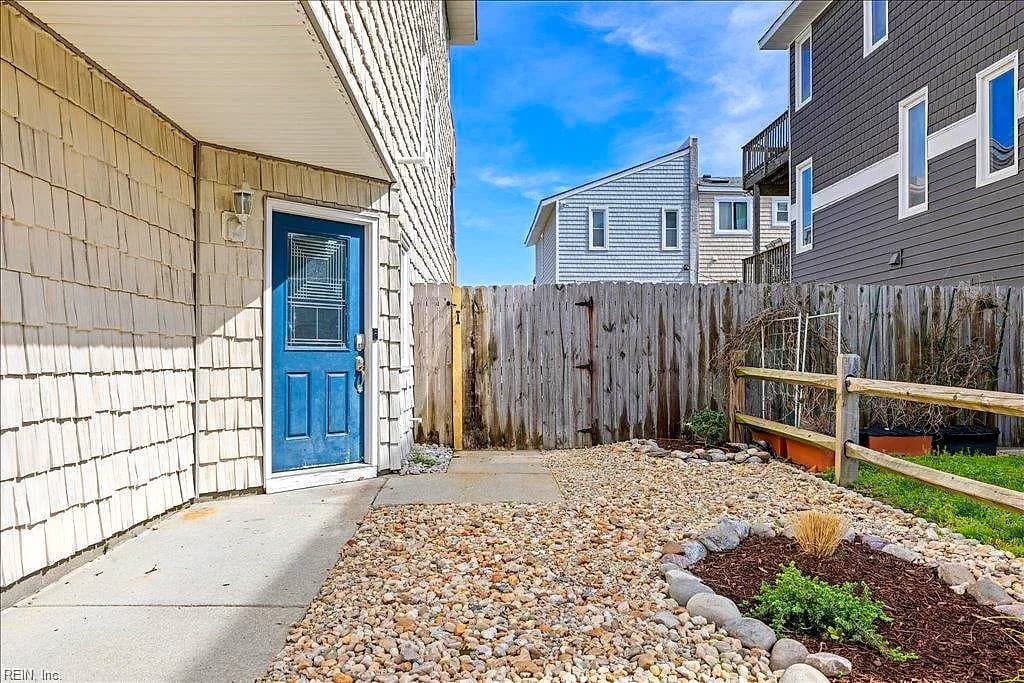 4504 Ocean View AVE, VIRGINIABEACH VA 23455 - Photo 4