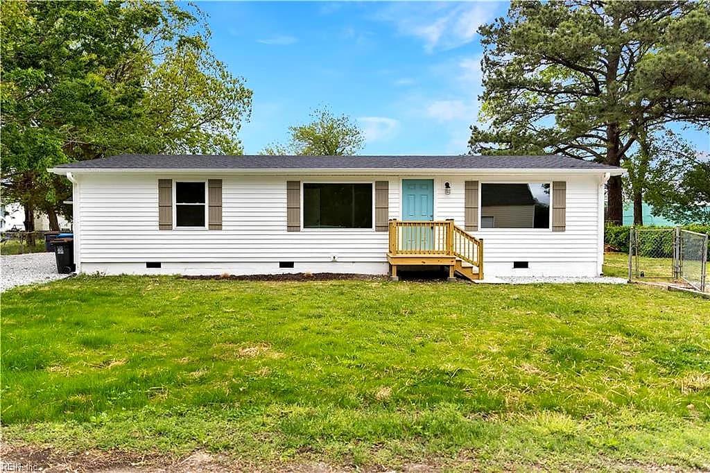 1256 Poquoson AVE, POQUOSON VA 23662 - Photo 4