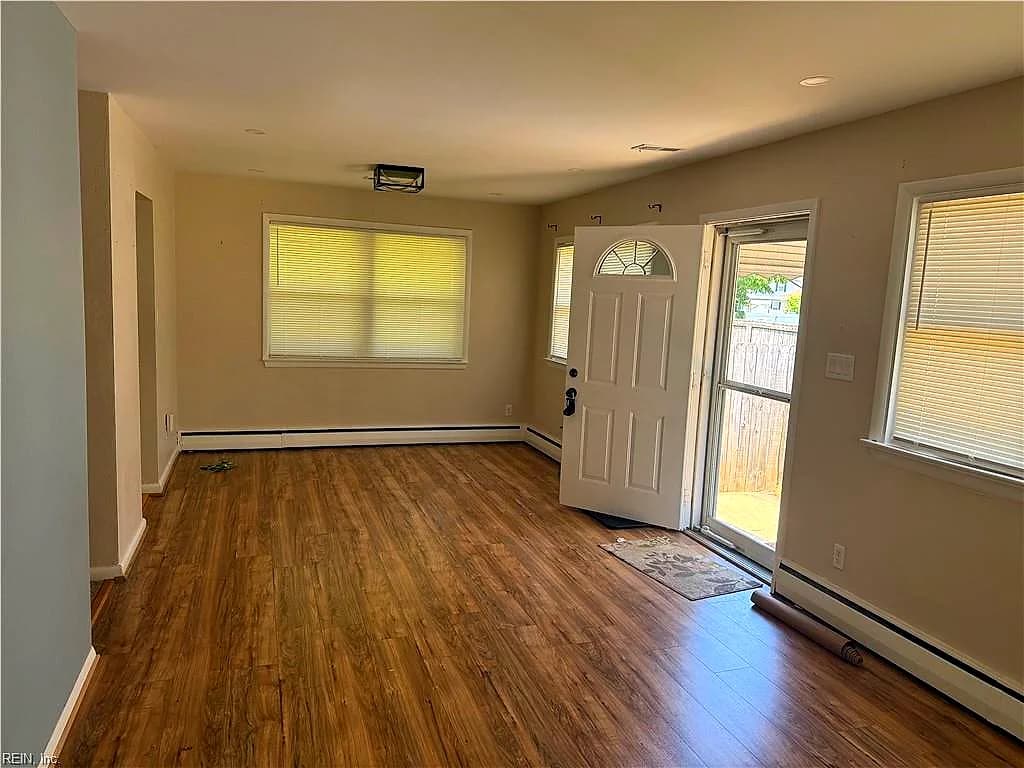 2524 E Little Creek RD, NORFOLK VA 23518 - Photo 3