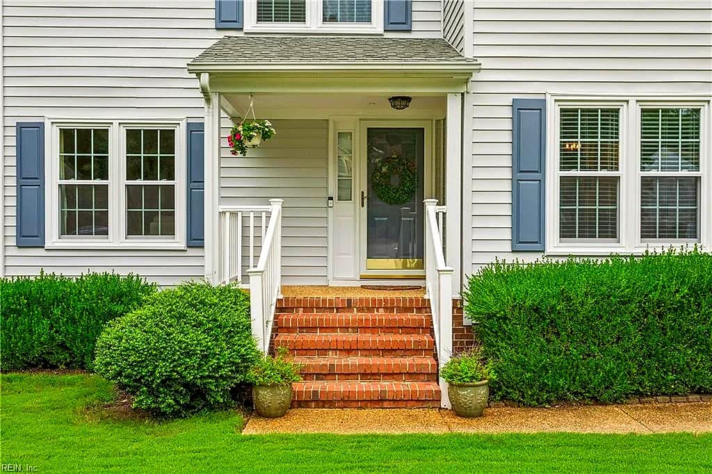 3016 Holly Brook DR, WILLIAMSBURG VA 23185 - Photo 5
