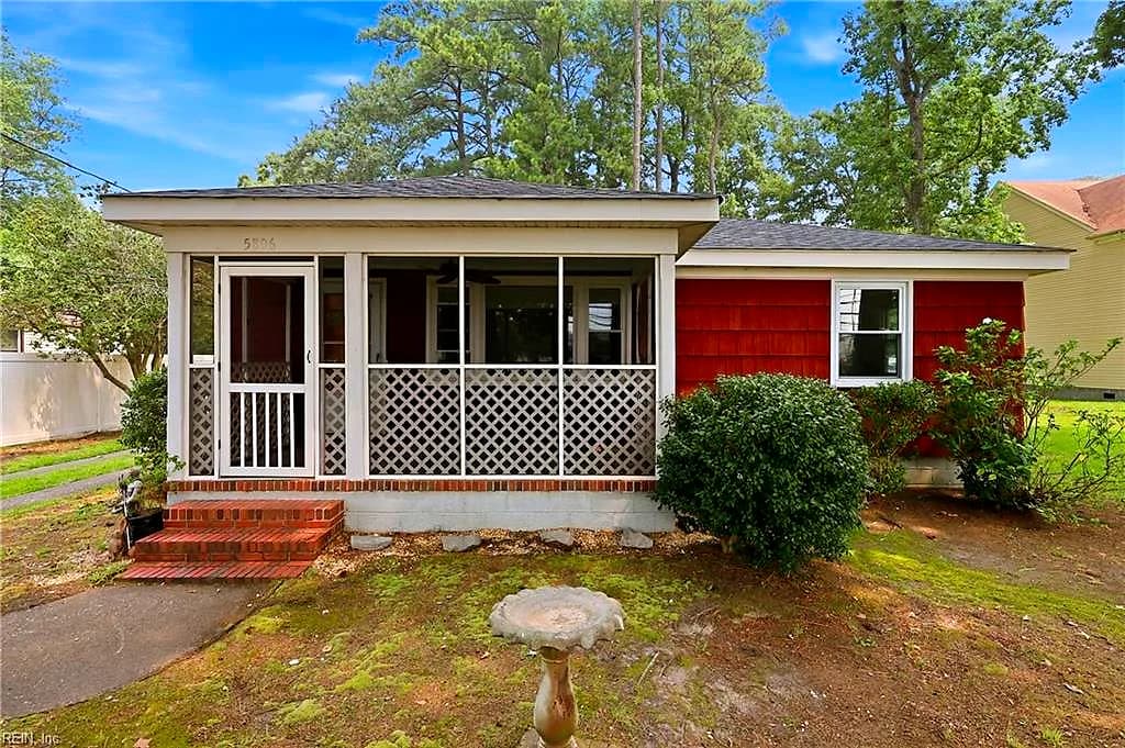 5806 W Norfolk RD, PORTSMOUTH VA 23703 - Photo 3