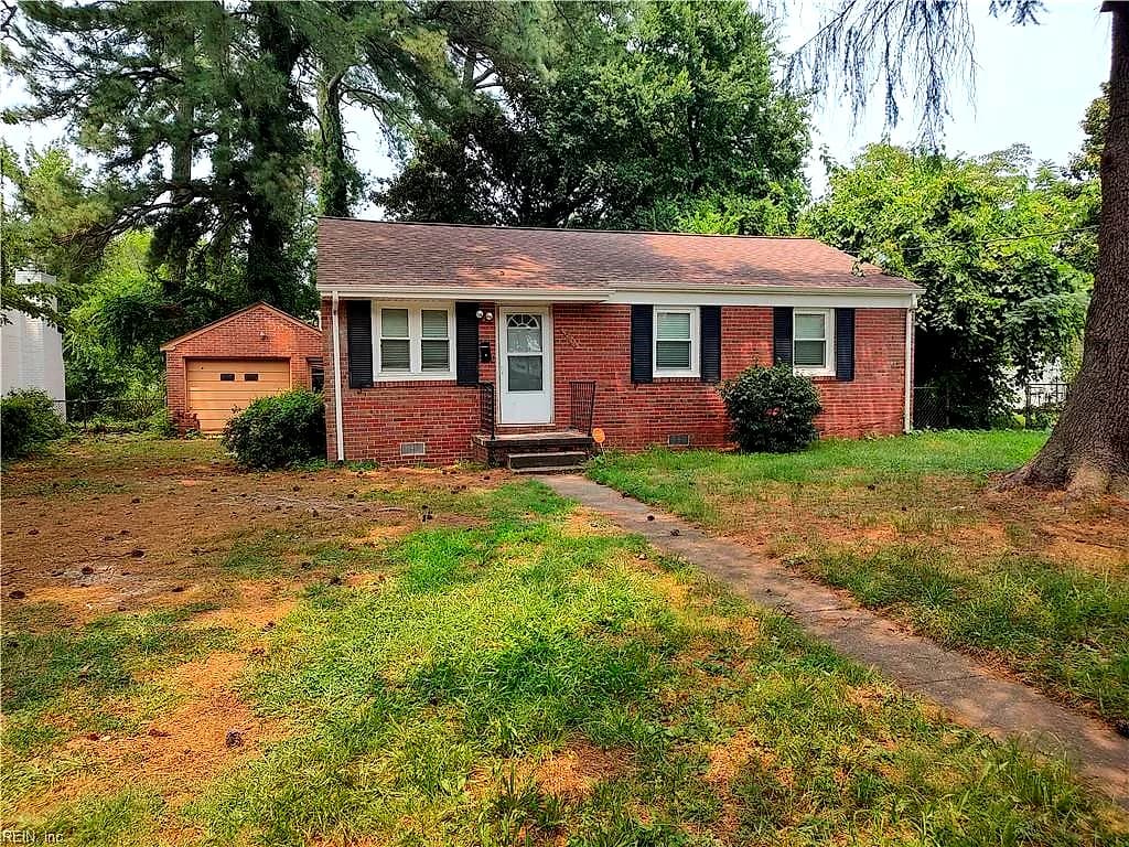 2056 Atwater CIR, NORFOLK VA 23509 - Photo 2