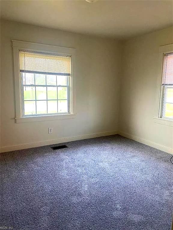 1203 Weiss ST, EMPORIA VA 23847 - Photo 5