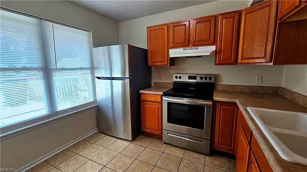 3908 Pollypine DR, VIRGINIABEACH VA 23452 - Photo 3