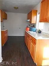 718 W Queen ST, HAMPTON VA 23669 - Photo 4