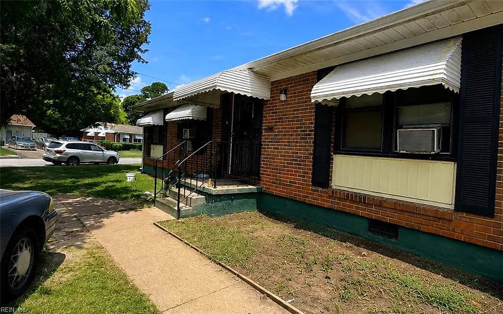 1112 Warfield DR, PORTSMOUTH VA 23701 - Photo 5