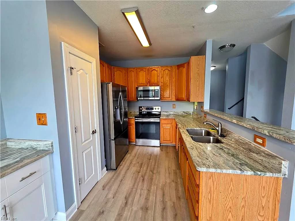 4461 Leamore Square RD, VIRGINIABEACH VA 23462 - Photo 5