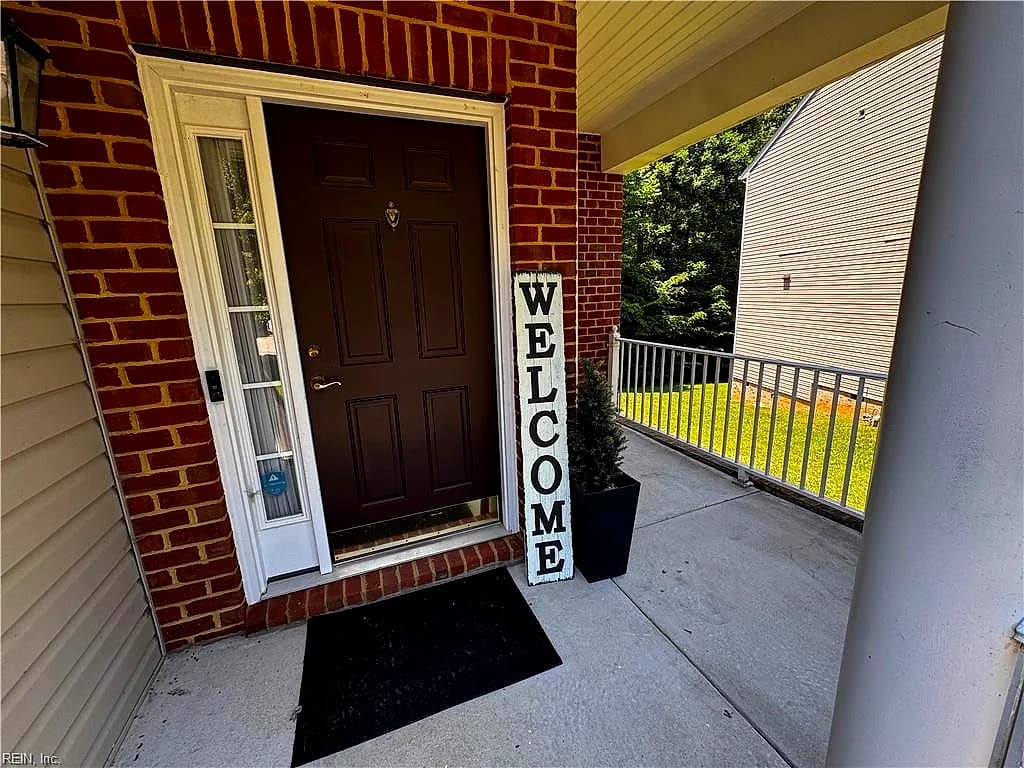 607 Queensbury LN, WILLIAMSBURG VA 23185 - Photo 3