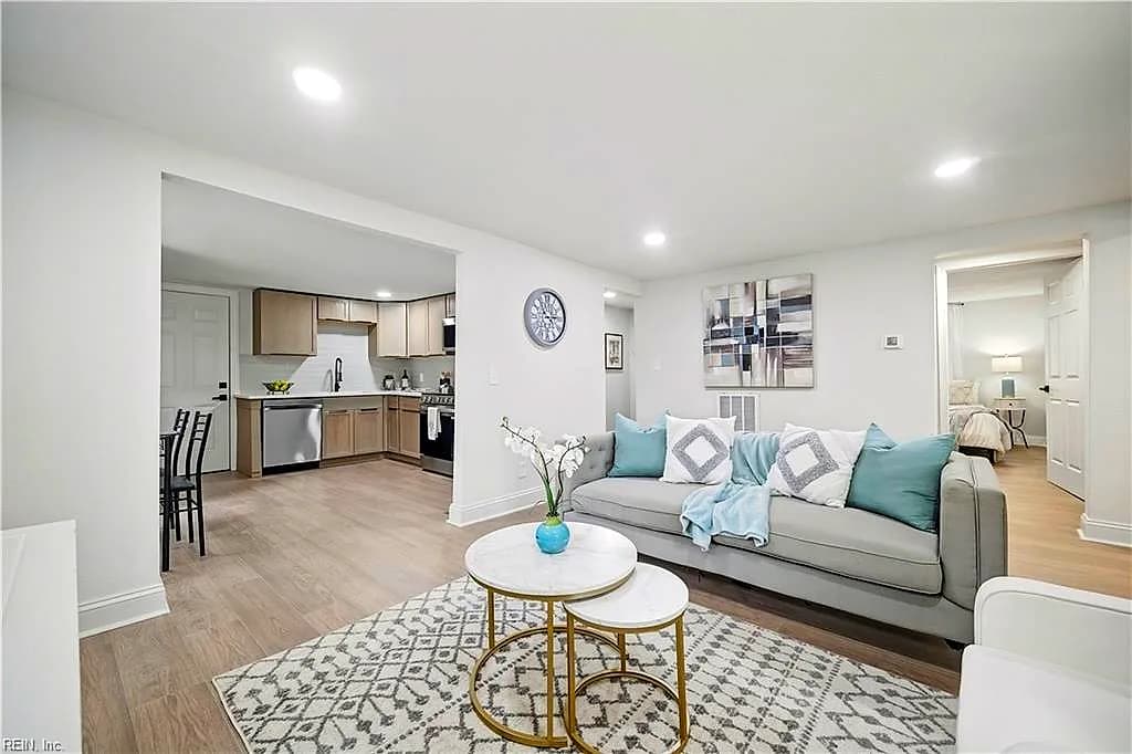 6803 Pierce ST, NORFOLK VA 23513 - Photo 2