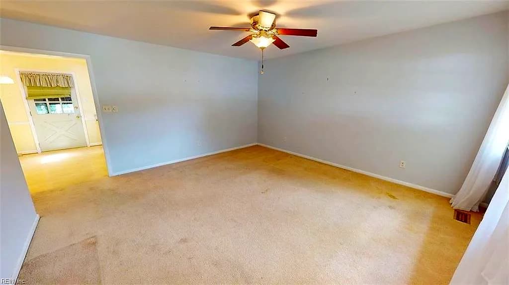 110 Londonshire TER, HAMPTON VA 23666 - Photo 4