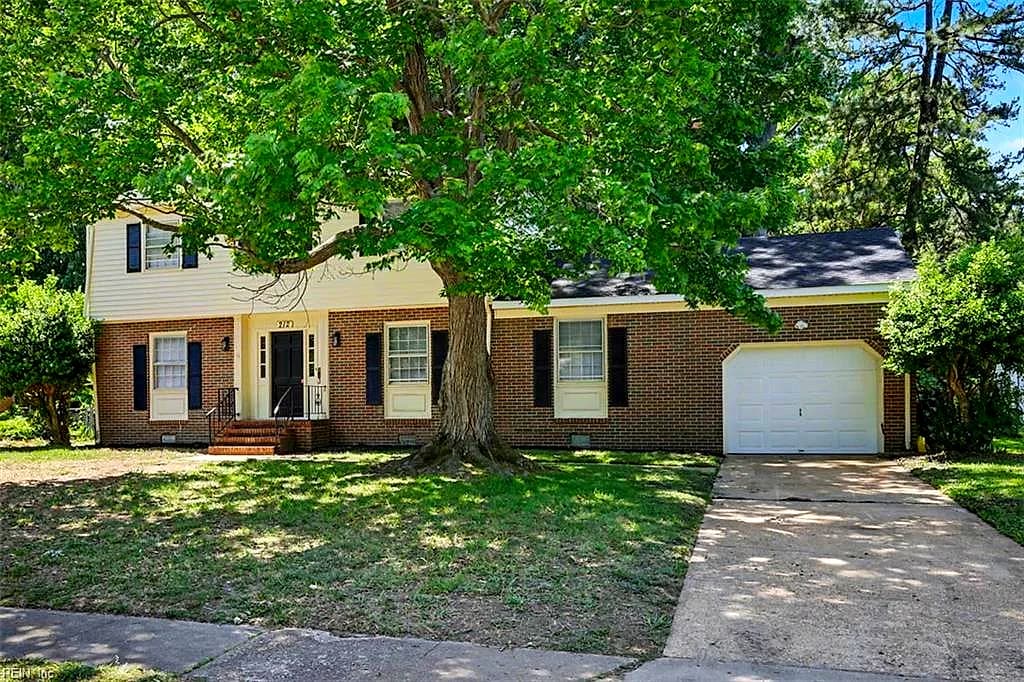 212 Watkins DR, HAMPTON VA 23669 - Photo 4
